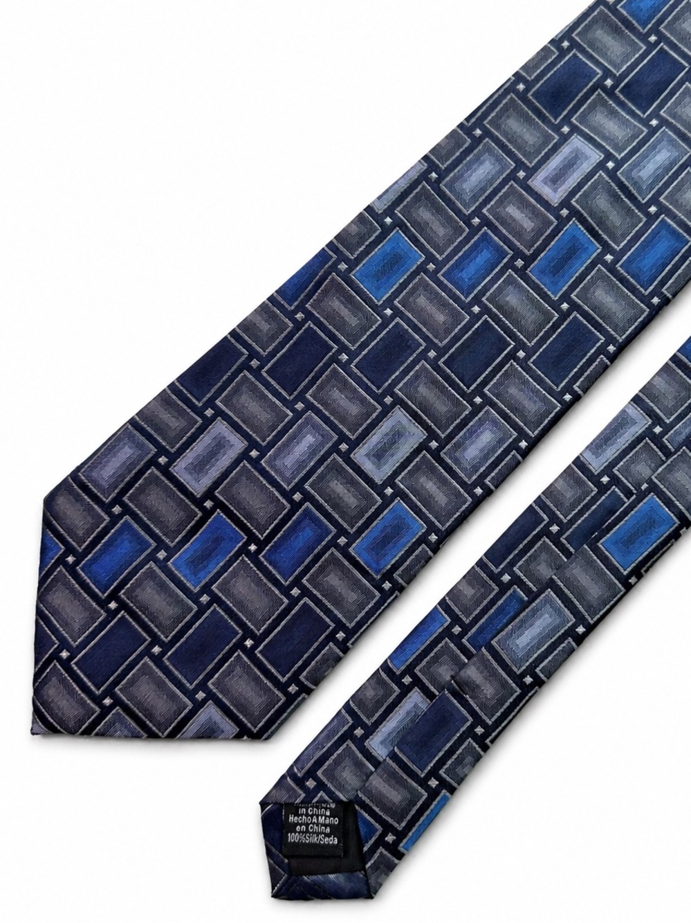 Crazy Horse Claiborne Mens 100% Silk Tie Blue Gray Geometric L 57" x W 3.75"